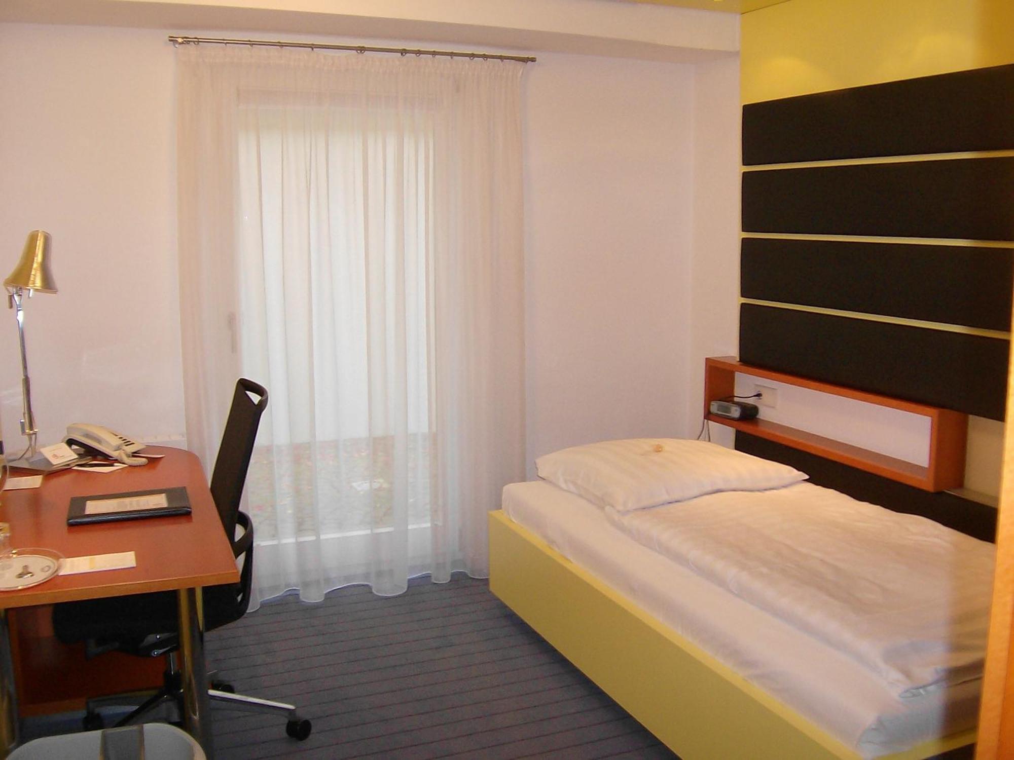 Hotel Schloss Montabaur Room photo